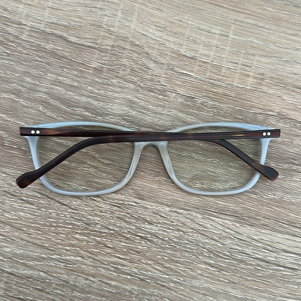 Tortoise Shell Glasses - Picture 7 of 7
